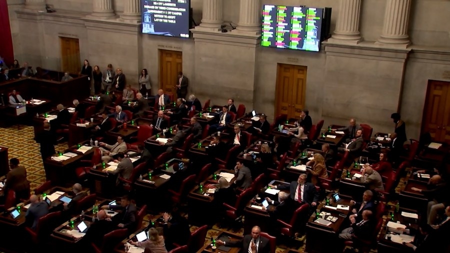 East TN lawmakers react to passage of school voucher bill after years of debate