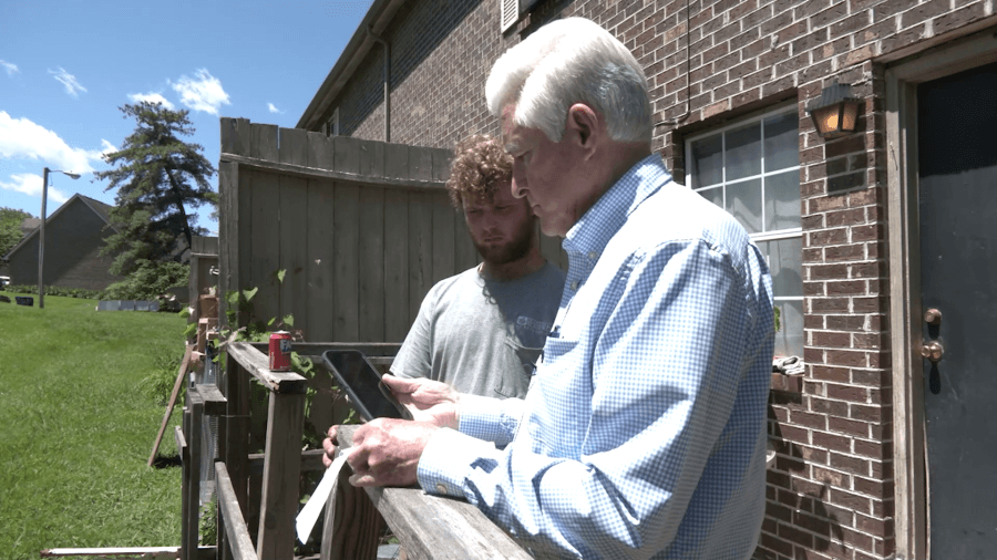 Knoxville family wants ‘substandard' conditions at apartment fixed