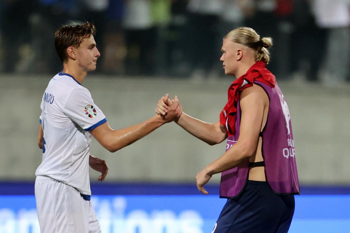 Who is the only Latvian-born player to have appeared for Watford?!