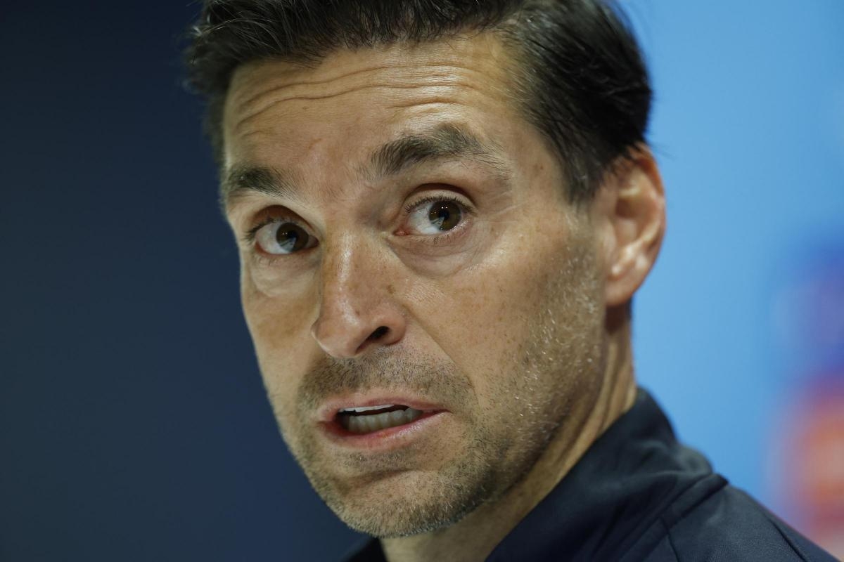 New name comes from nowhere to be bookies favourite for Watford job