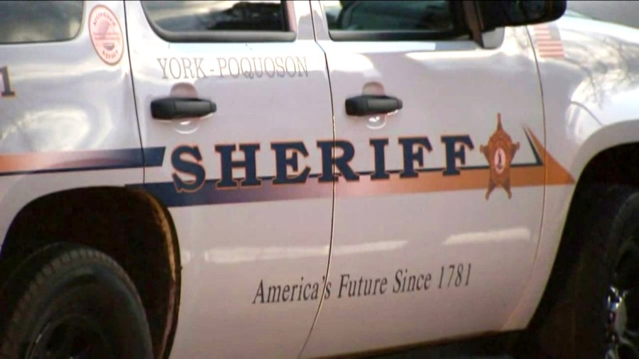 Deputies: 2 people, including pregnant woman, killed in crash in York Co.