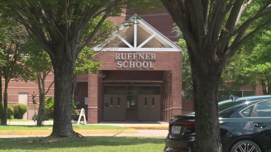 Norfolk School Board launches committee to help decide which schools to close