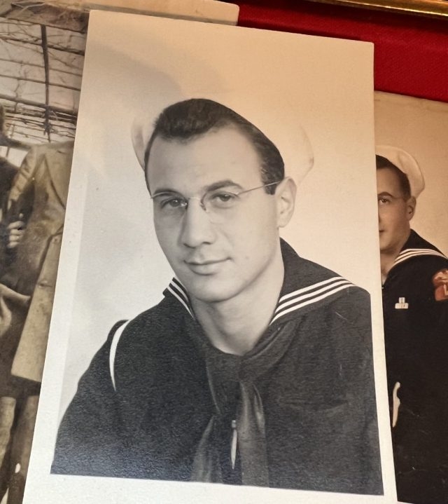 WWII veteran celebrates 100th birthday