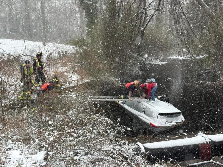 Suffolk Fire & Rescue describe wintry water rescue