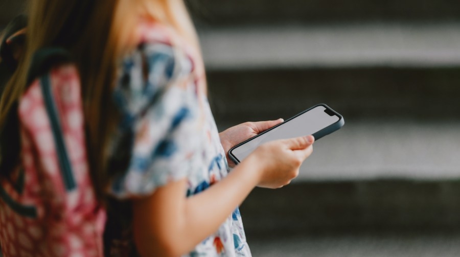 WEIGH IN: Should cellphones be banned in West Virginia classrooms? Governor says yes