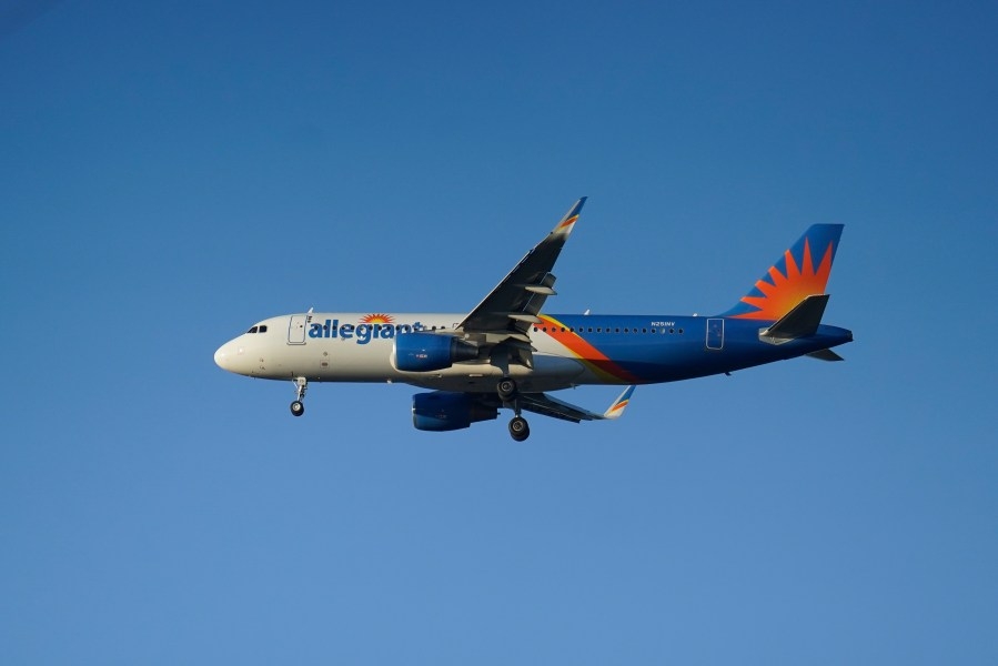 Seasonal direct flight from Clarksburg airport returning next month