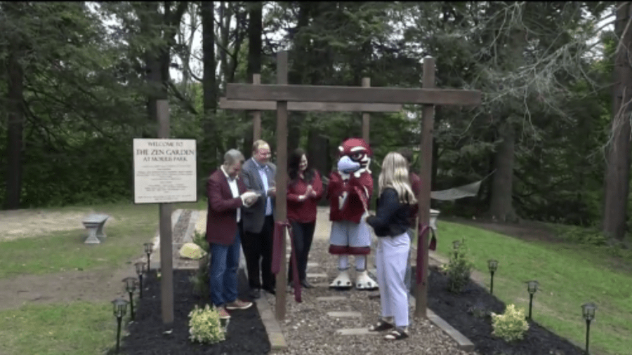 Fairmont State graduate students complete Zen Garden community project