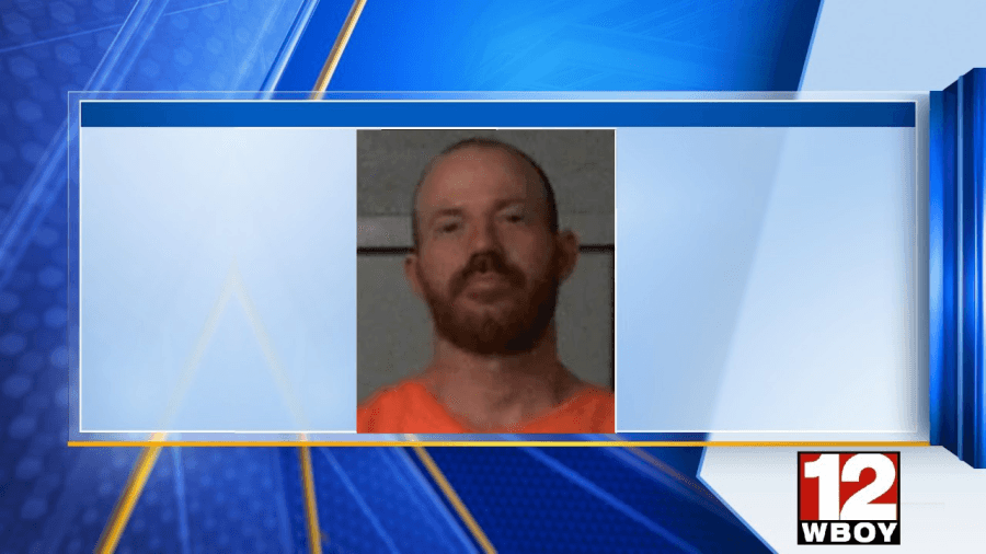 Felon allegedly pretended to be FBI agent, stole automatic weapon from Marion County trailer