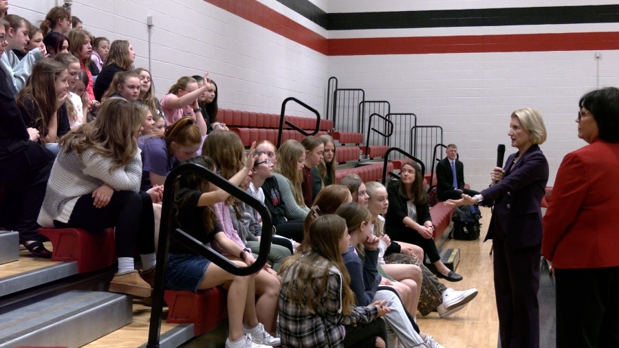 Senator Capito visits Braxton County Middle School for ‘West Virginia Girls Rise Up' event