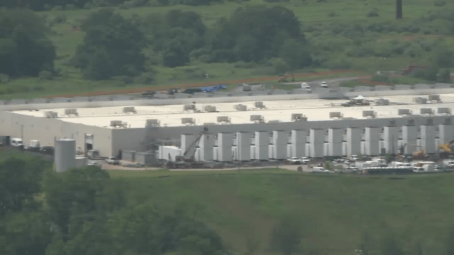 Lackawanna County community addresses zoning ordinances as data centers come to NEPA
