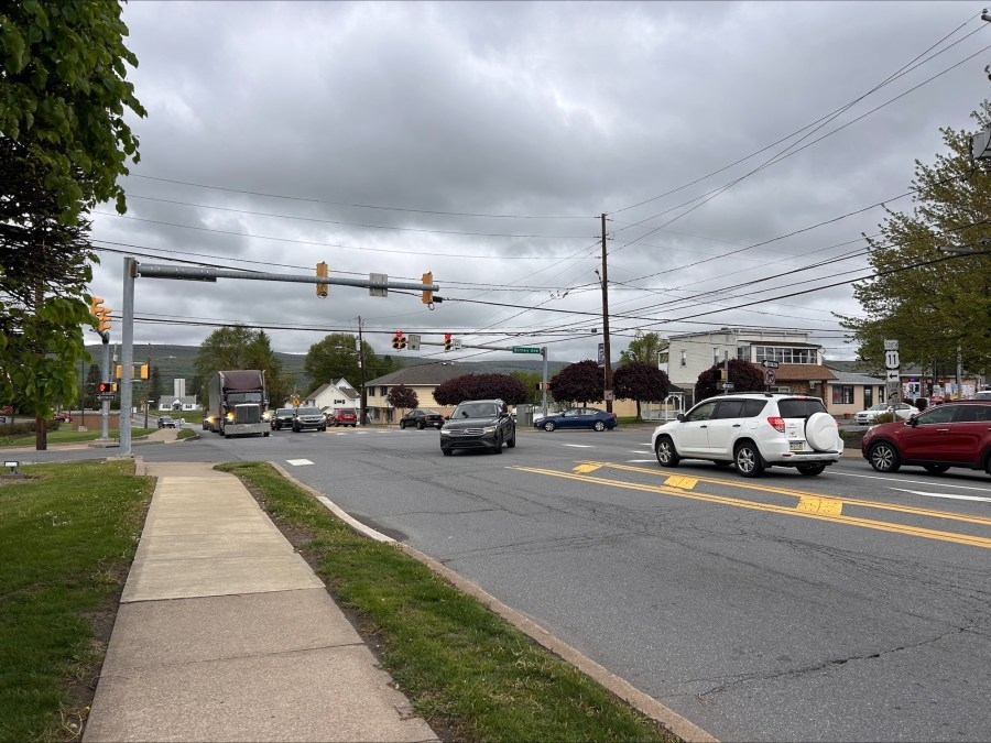1 sent to hospital, police searching for vehicle in Scranton incident