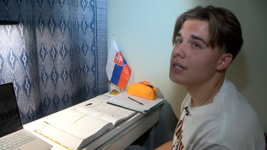 International student weighs in after student visa applications paused