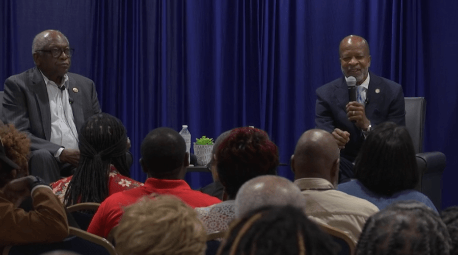Congressman James Clyburn holds town hall in Lake City