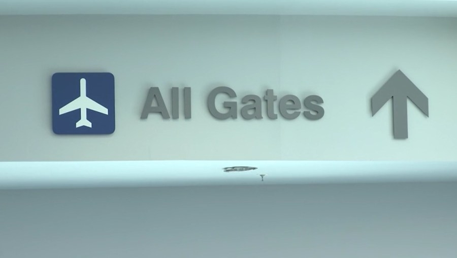 Florence airport installs electric charging infrastructure