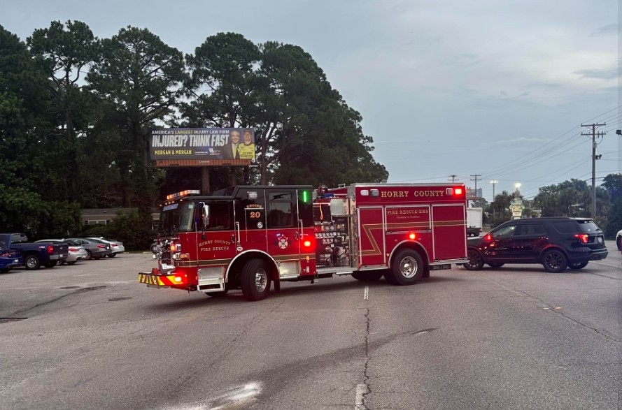 5 hurt in crash on Highway 17 Business near Garden City