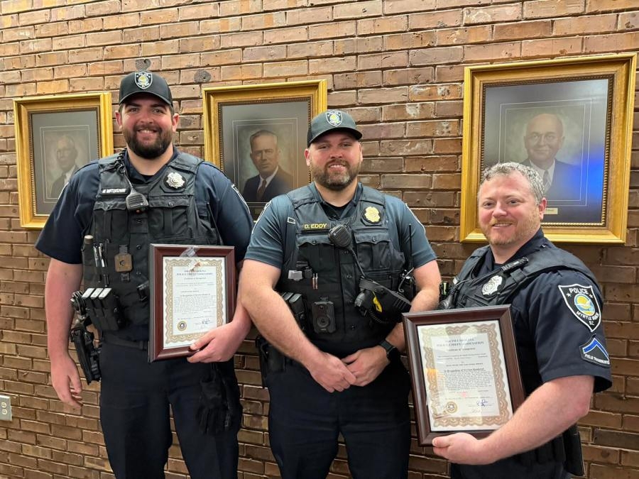 2 Myrtle Beach officers recognized for saving suicidal man on bridge over Highway 501