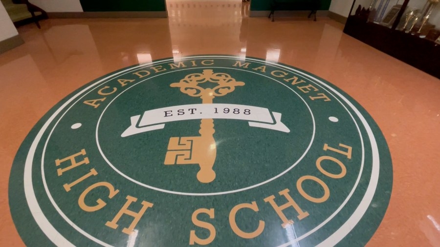 Academic Magnet High aims to restore Presidental Service Award for student volunteers