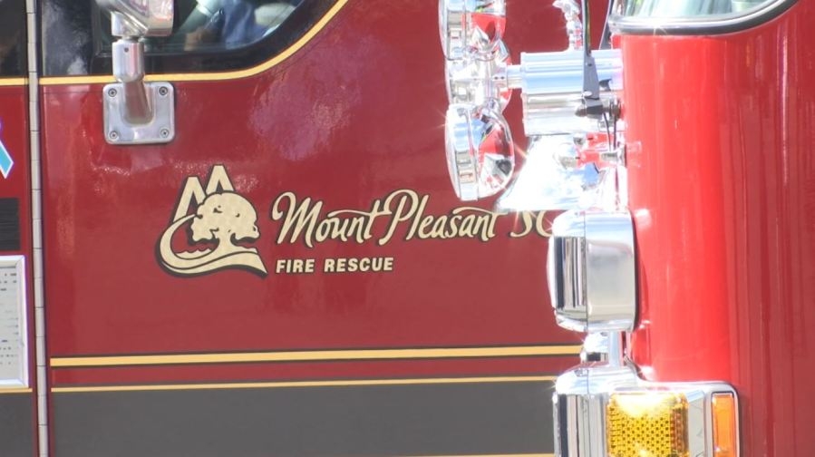 Crews respond to fire at Bridgeside Apartments