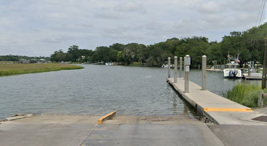 High bacteria levels found in several popular Charleston area waterways. Here's where to avoid this Memorial Day weekend