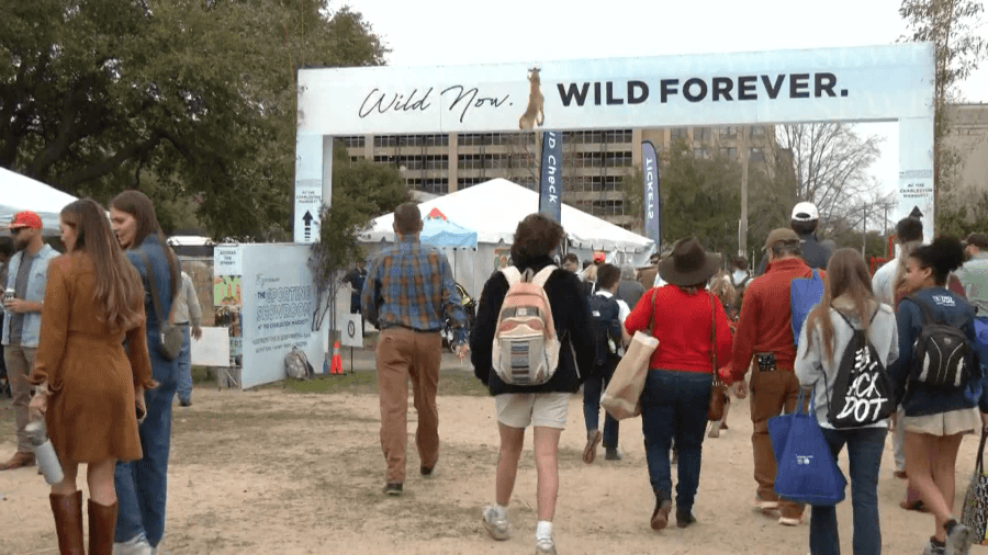Southeastern Wildlife Expo kicks off with three days of art, food, and wildlife demos