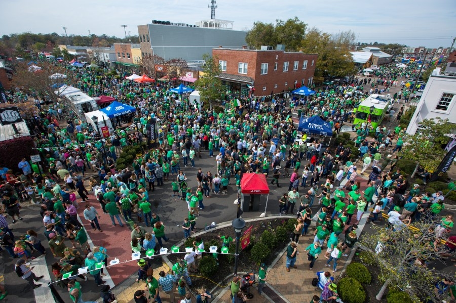 Charleston's guide to St. Patrick's Day: Parades, pub crawls, & pints!