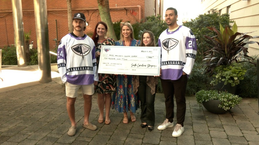 Stingrays donate jersey proceeds to MUSC