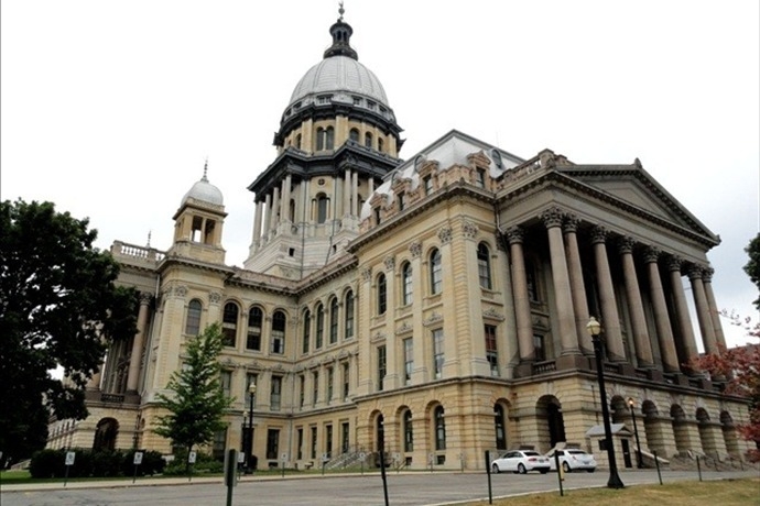 Bill creating guidance for AI in Illinois schools heading to Pritzker's desk