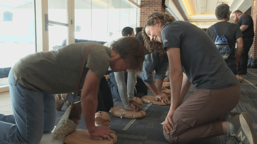 Christie Clinic Illinois Marathon helps hundreds learn Hands-Only CPR