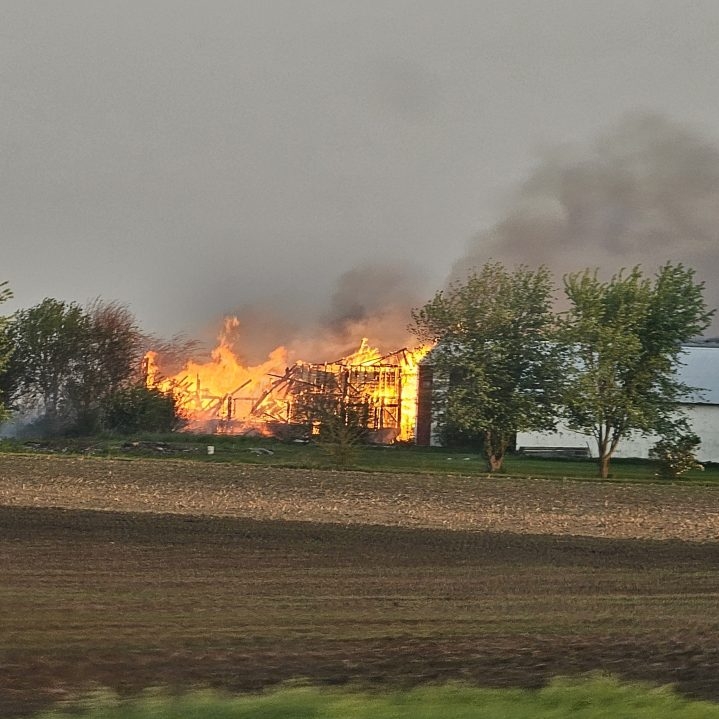 Multiple agencies respond to large fire in Weldon