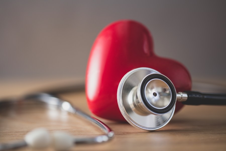 American Heart Association celebrates passage of Illinois bill training dispatchers to give CPR instructions