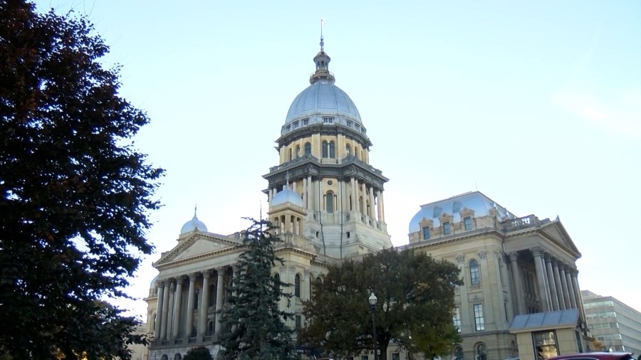Surgery staff push for certification requirement with Illinois bill