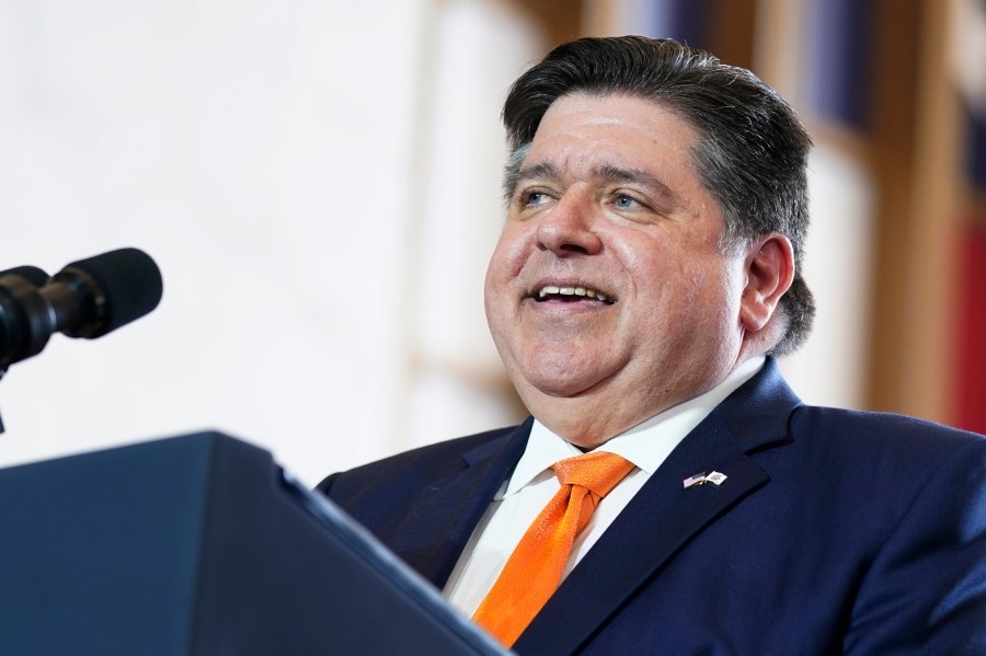 Pritzker goes to Jacksonville to announce money for downtown revitalization projects