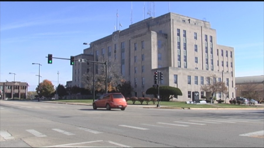 Decatur teen gets 40 years for killing mom, unborn baby