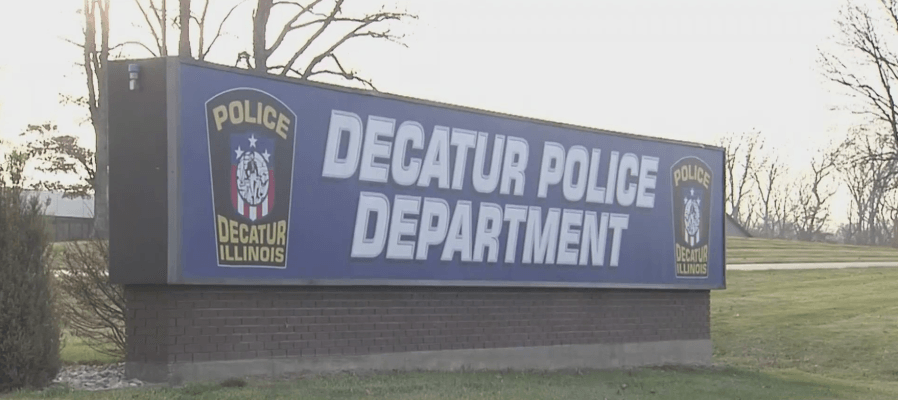 One dead, two hospitalized in Decatur crash