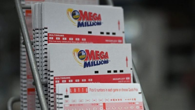 Ohio winner claims $112 million Mega Millions jackpot in trust