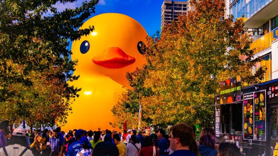 World's largest rubber duck to splash back into Ohio this weekend