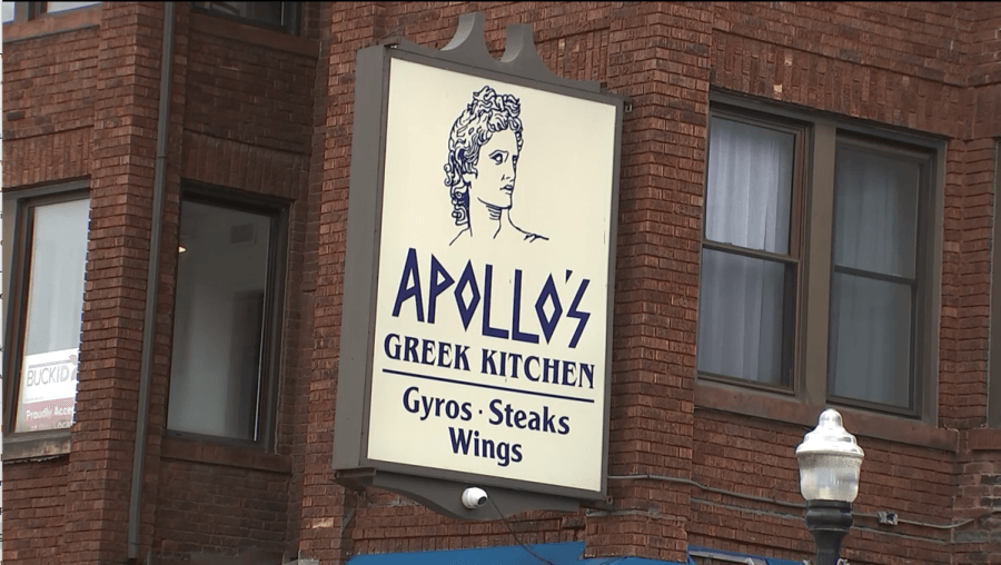 Decades-old University District dining staple abruptly closes