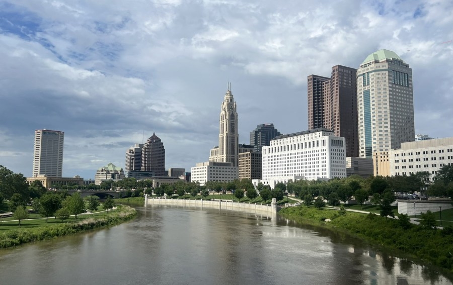 Mixed clouds with seasonable temperatures today