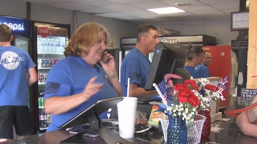 Mount Gilead community rallies to support slain deputy's family, friends
