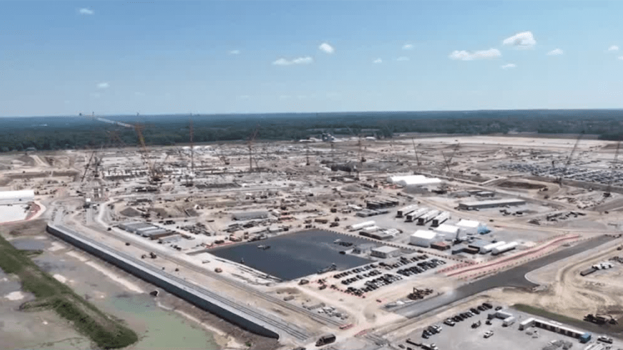 Intel reaffirms commitment to division behind its New Albany plant