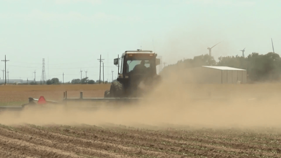 Rep. Davids and Kansas Farm Bureau discuss Trump tariffs
