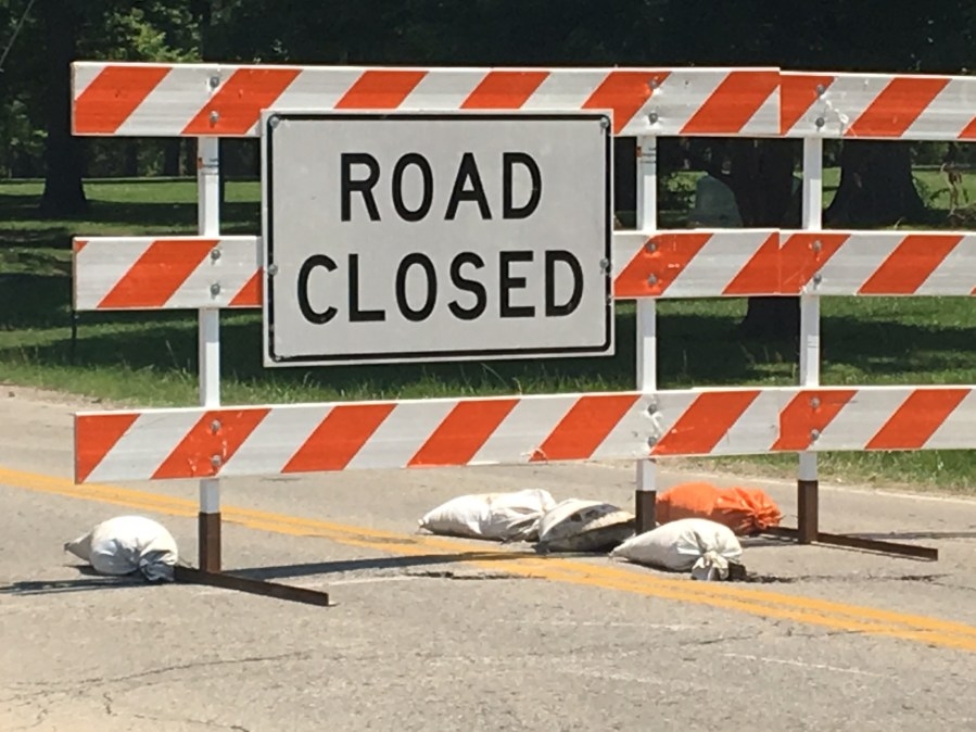 Weekend road closures scheduled on I-670 in Kansas City