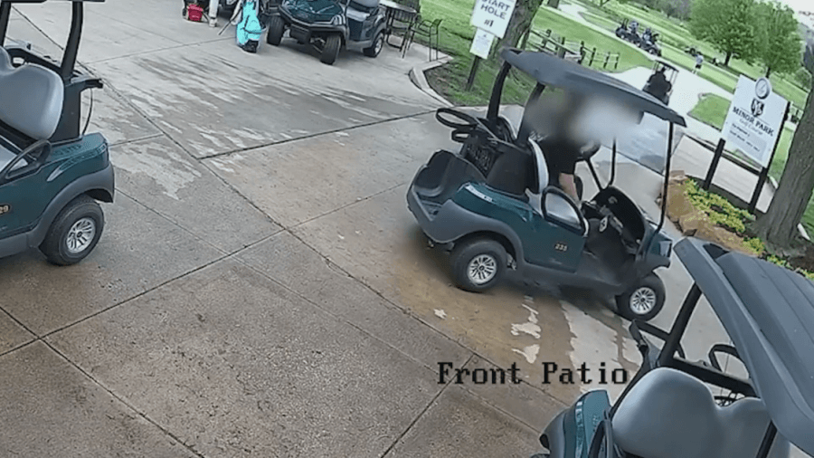 Police investigating after carts stolen at Kansas City golf course