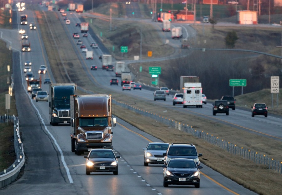 At least three people killed in crashes during Memorial Day weekend in Missouri