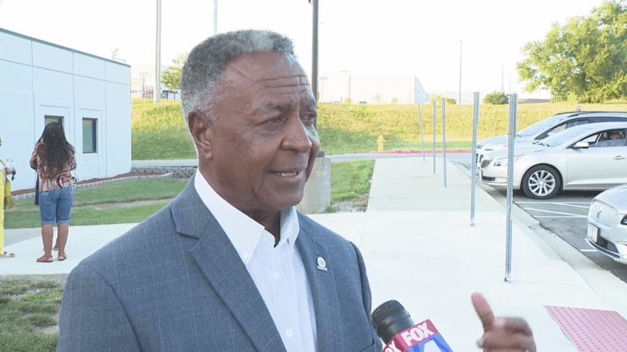 Jackson County Legislature unanimously approves special election to recall Frank White