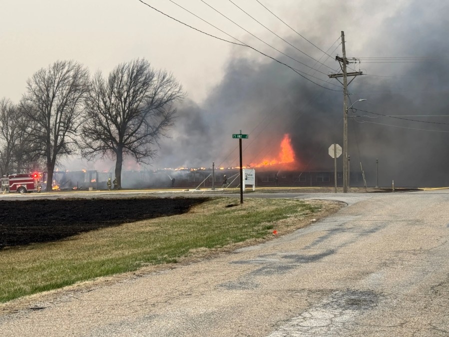 Kansas health officials issue air quality advisory due to dust, smoke