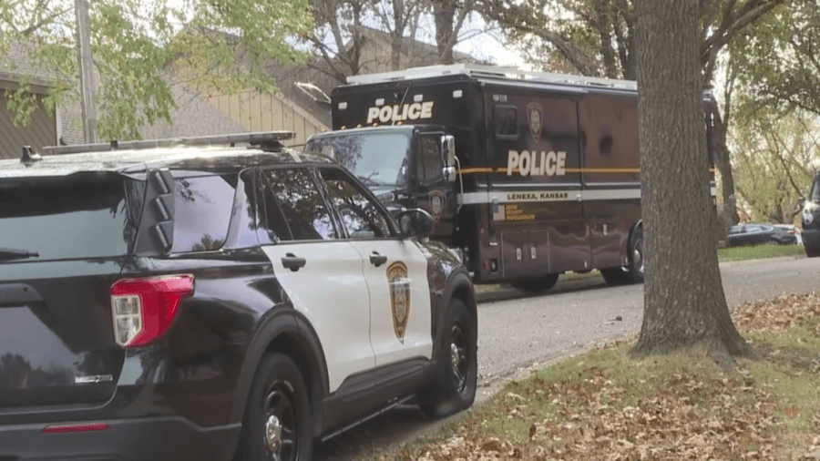 Lenexa man pleads guilty in killing of wife, son, during police standoff