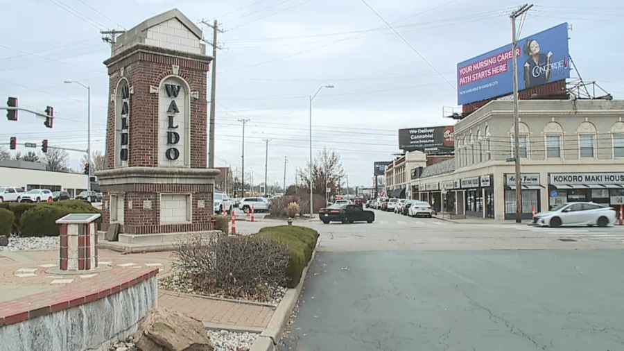 Waldo Tower neighborhood calls on KCPD to address ‘crime wave,' 911 delays