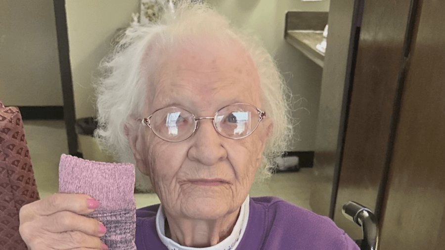 Man says Independence hospital staff neglected grandmother for days