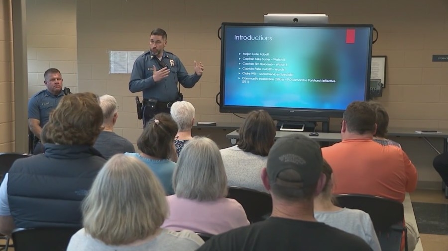 Residents, police discuss recent crime in Kansas City's Northland